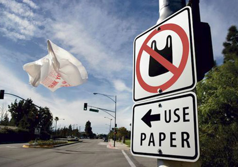 Hawaii Becomes First State in the U.S. to Ban Plastic Bags