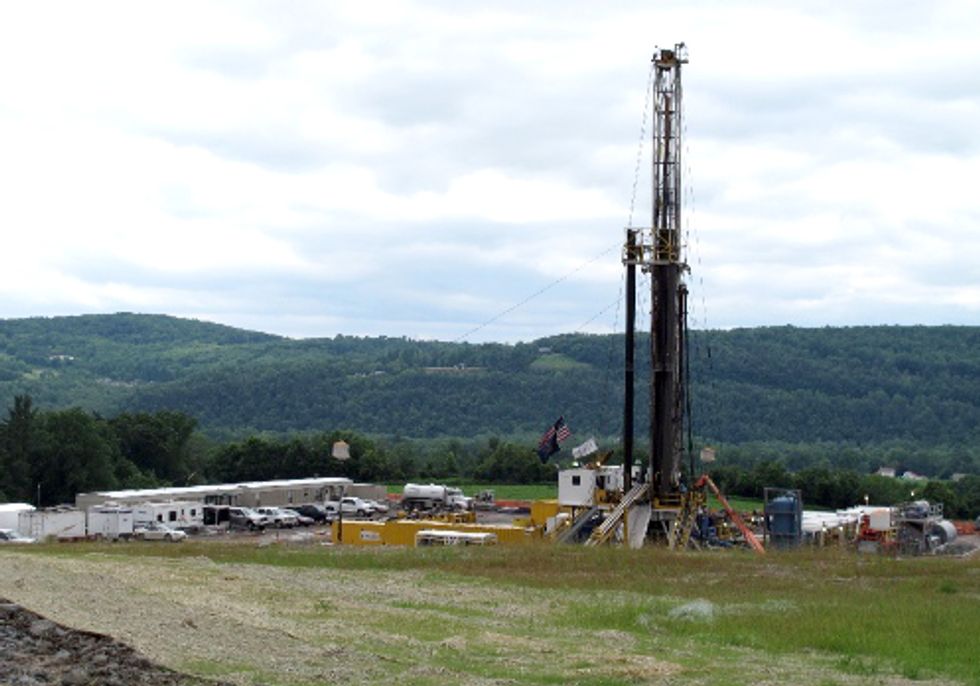 Ohio Department of Natural Resources Waters Down Fracking Regulations for Oil and Gas Drillers