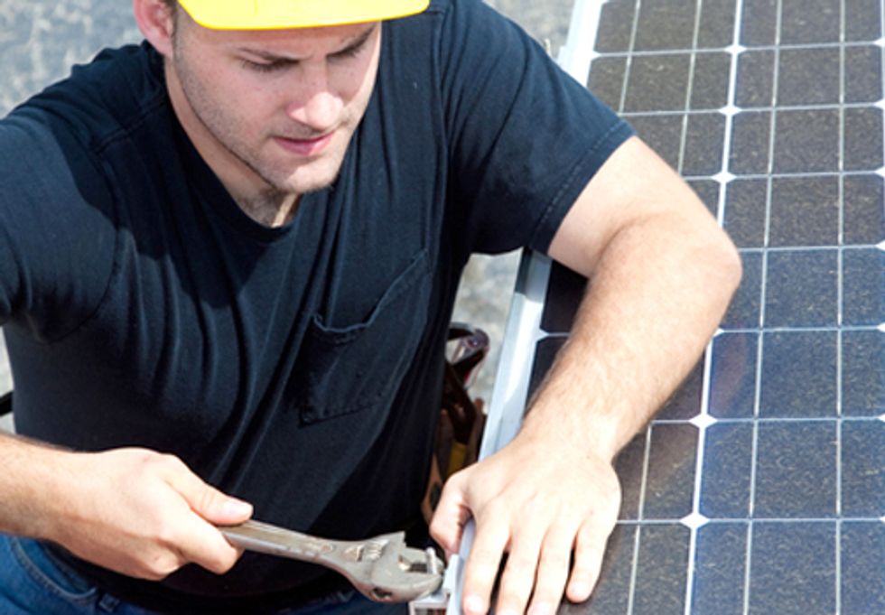 Transitioning to a Green Economy Can Bolster Economic Downturn