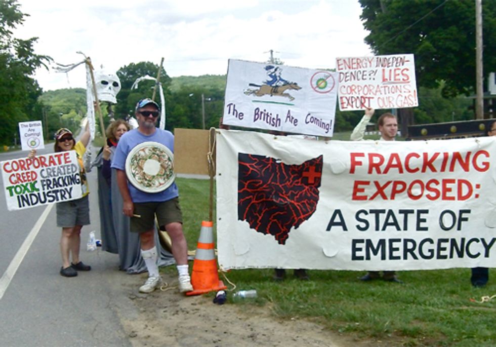 Two Arrested at Private Meeting Between Gas Industry and Politicians in Trumbull County, OH