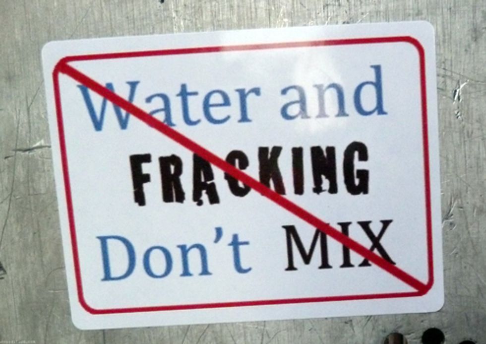 Pulling a Con Job on Fracking in Canada and Ohio