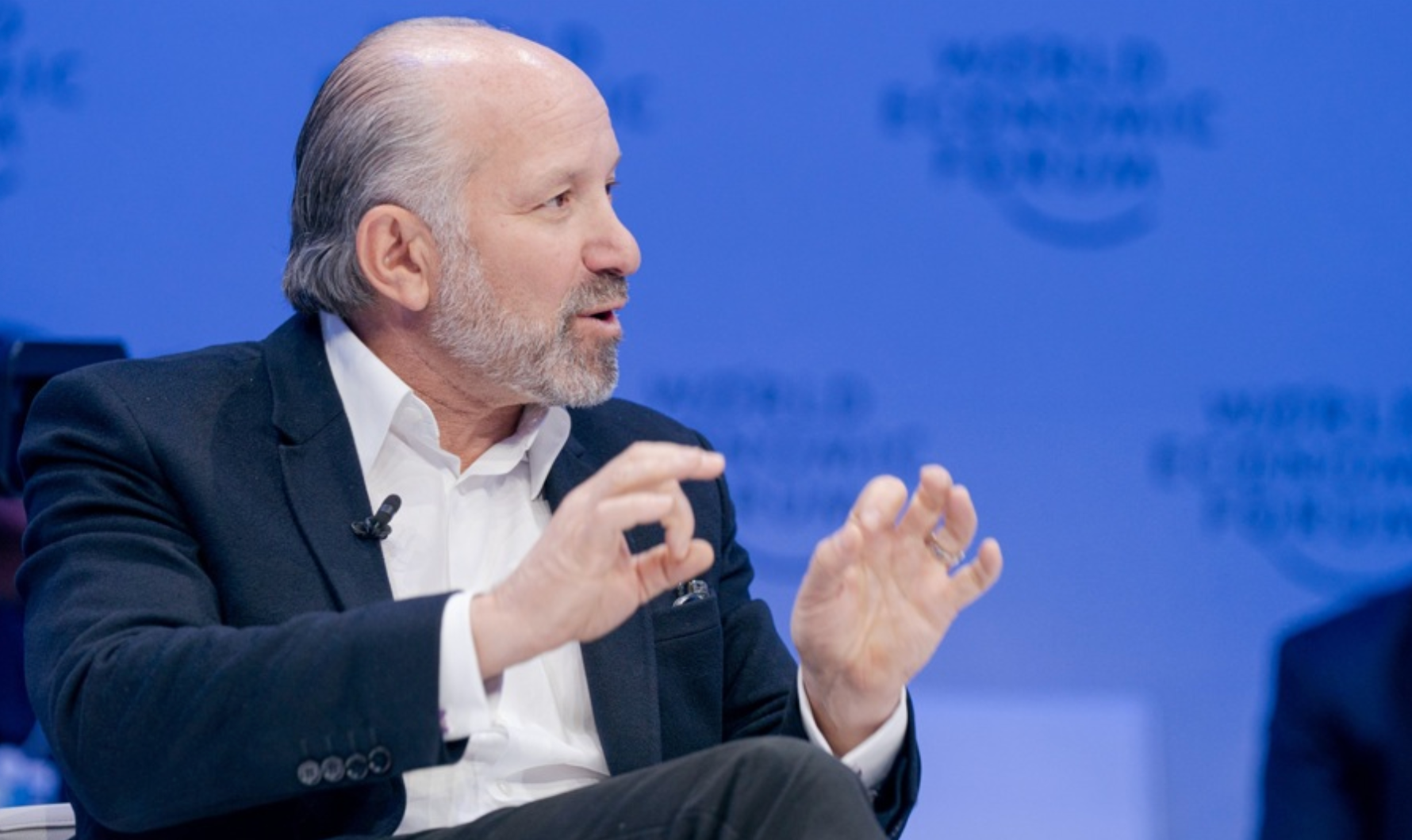 Howard Lutnick And The Buffoonish Banality Of MAGA Evil