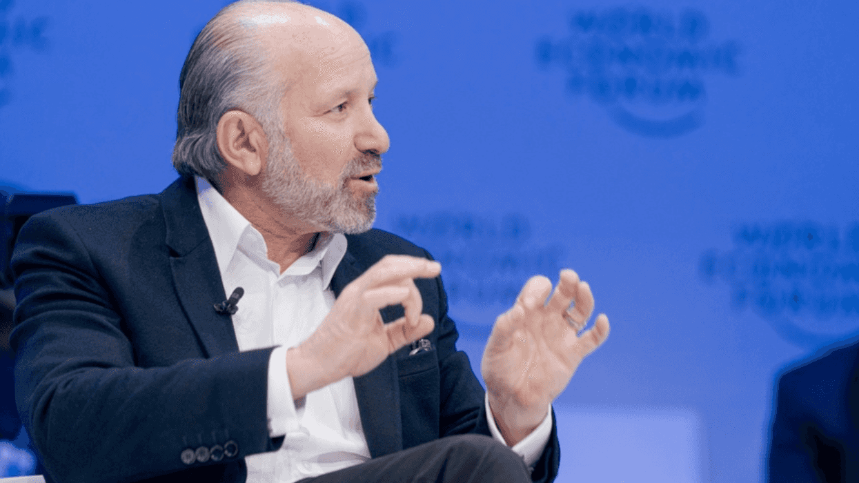 Howard Lutnick And The Buffoonish Banality Of MAGA Evil