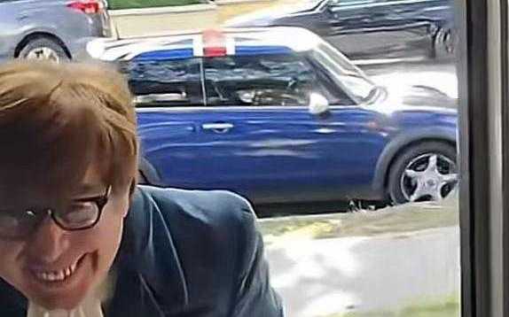 Austin Powers, Mike Myers, impersonator, viral video, Union Jack flag