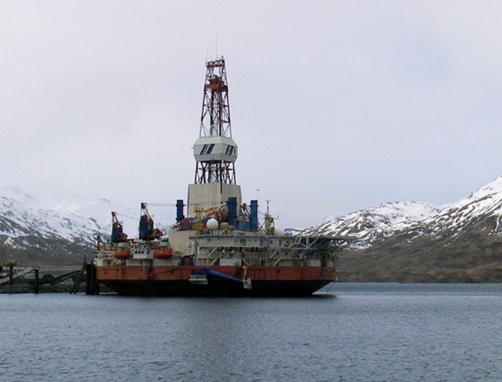 Clean Air under Attack in Arctic