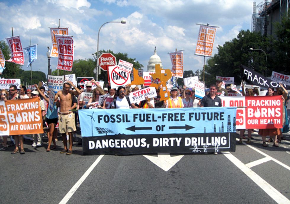 Tell Obama to Enact Immediate Moratorium on Fracking
