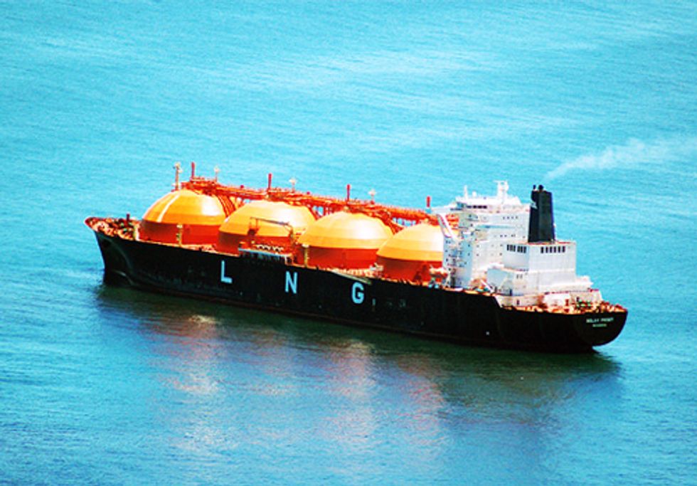 200,000+ Comments Delivered to DOE Criticizing Economic Study on Natural Gas Exports