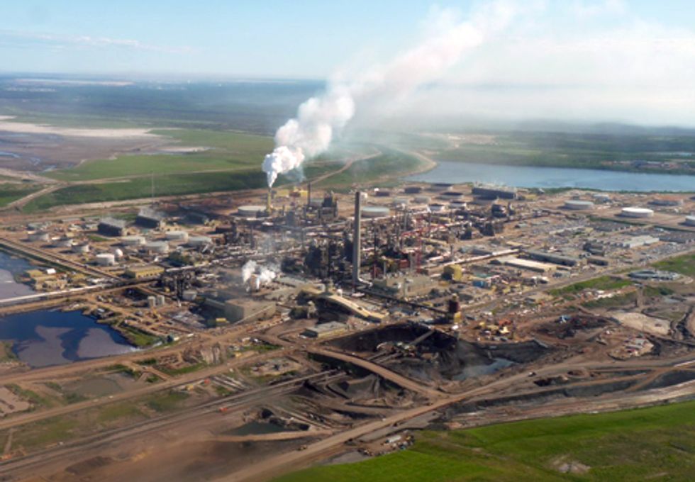 New Video Explains Climate Threat from Keystone XL Tar Sands Pipeline