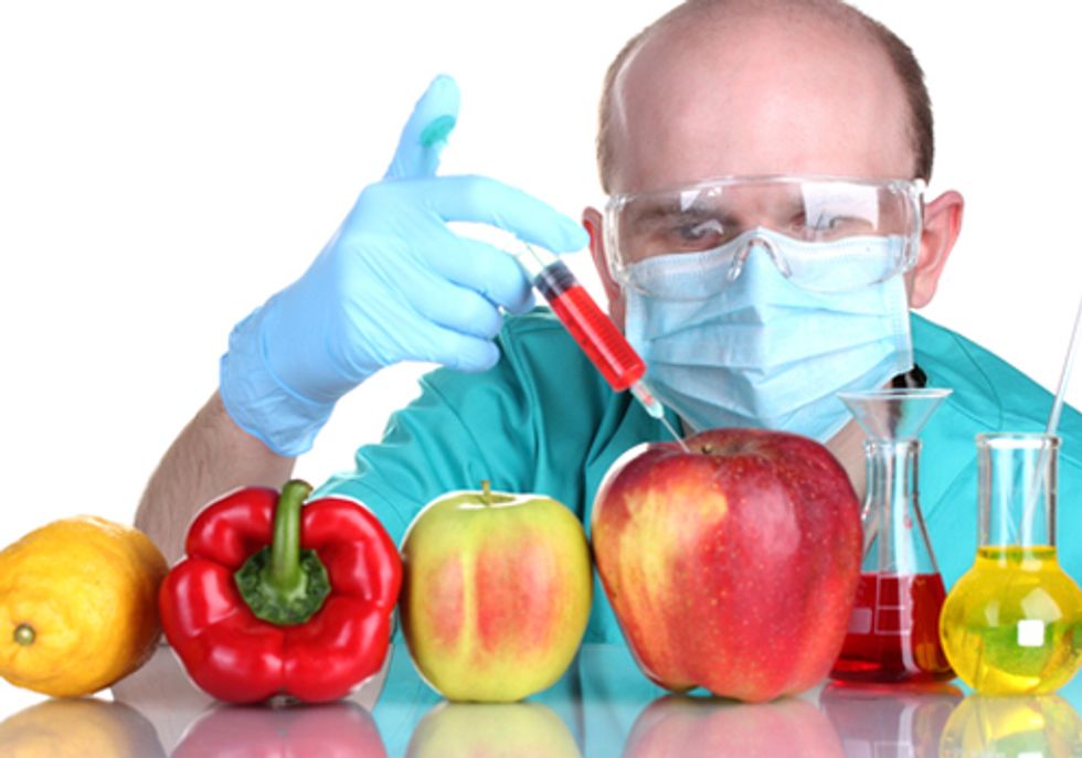 Five Ways the FDA Has Failed Consumers on Genetically Engineered Foods
