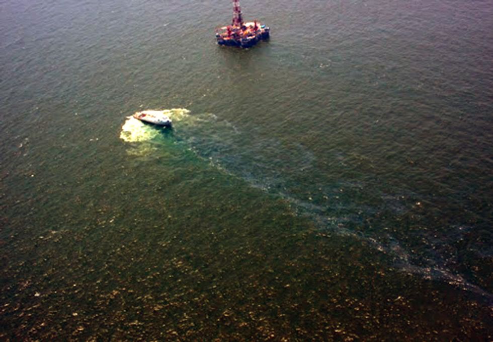 Waterkeeper Alliance Files Lawsuit Against U.S. Coast Guard Over Ongoing Oil Spill