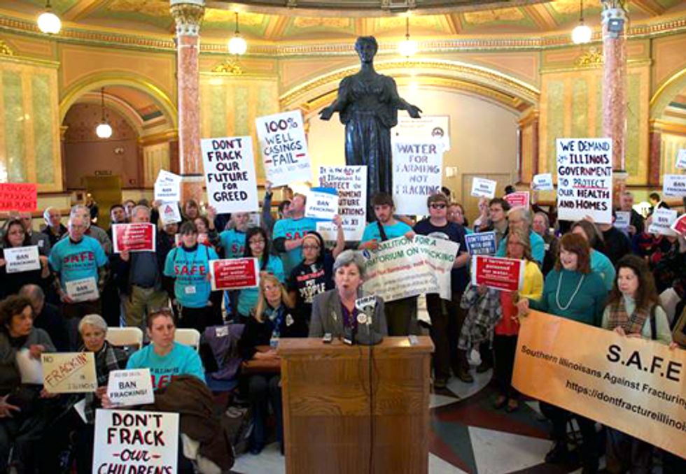 Fracking Moratorium Bills Introduced in Illinois
