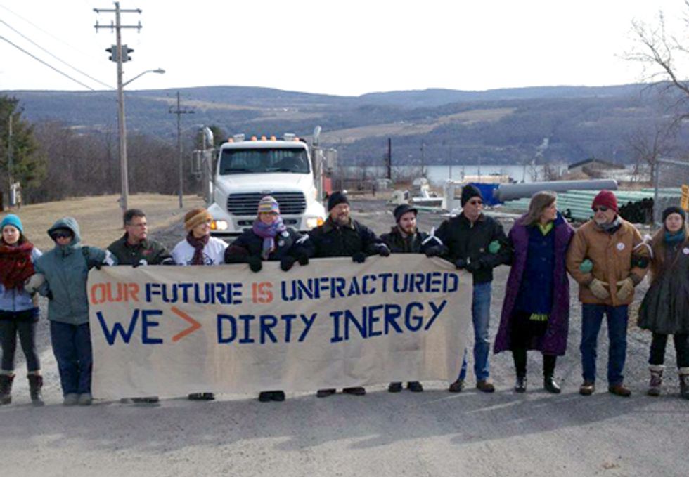 12 Arrested Blockading Controversial Fracking Infrastructure