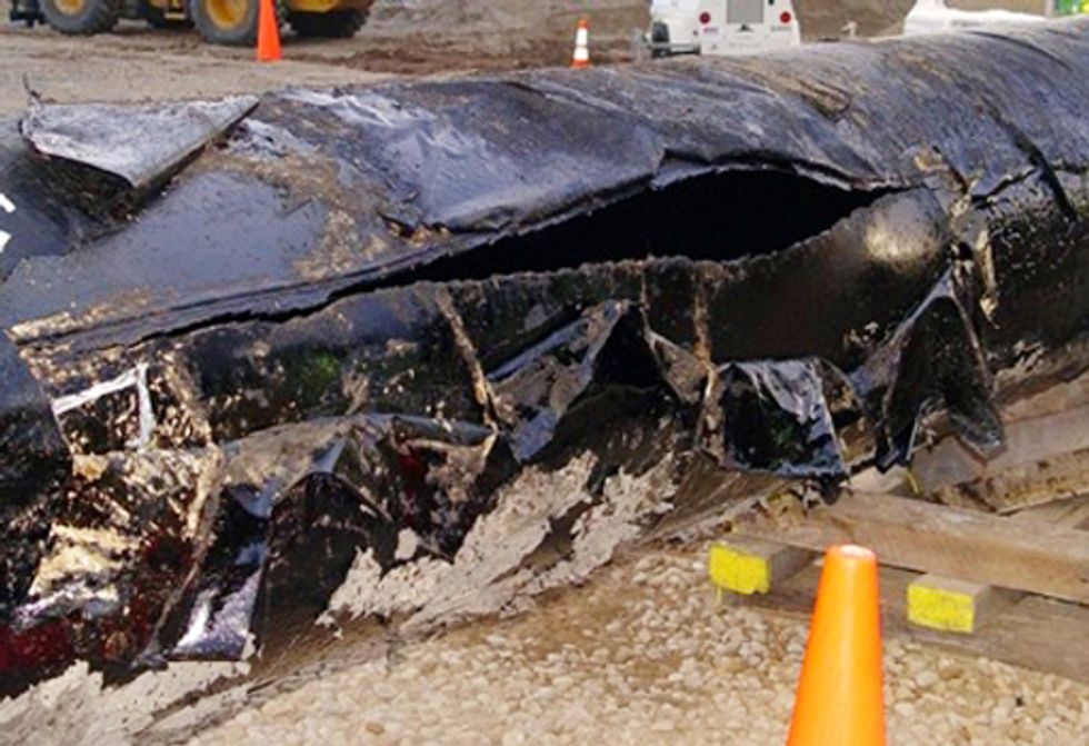 Top 5 Reasons Transporting Tar Sands Crude is Reckless