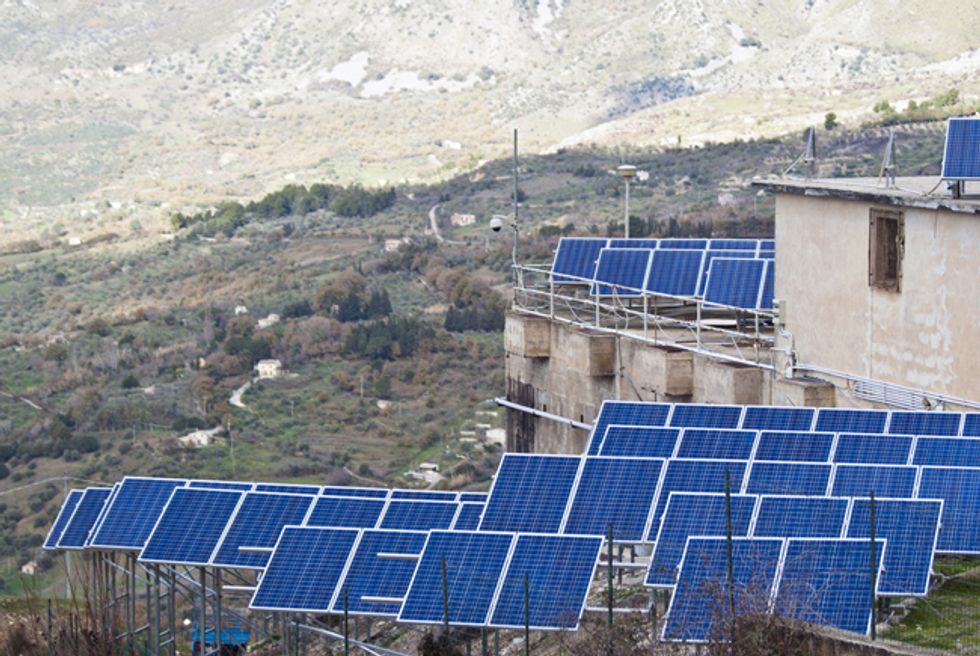 Dirty Energy vs. Clean Energy in the Race to Power Off-Grid Energy Markets