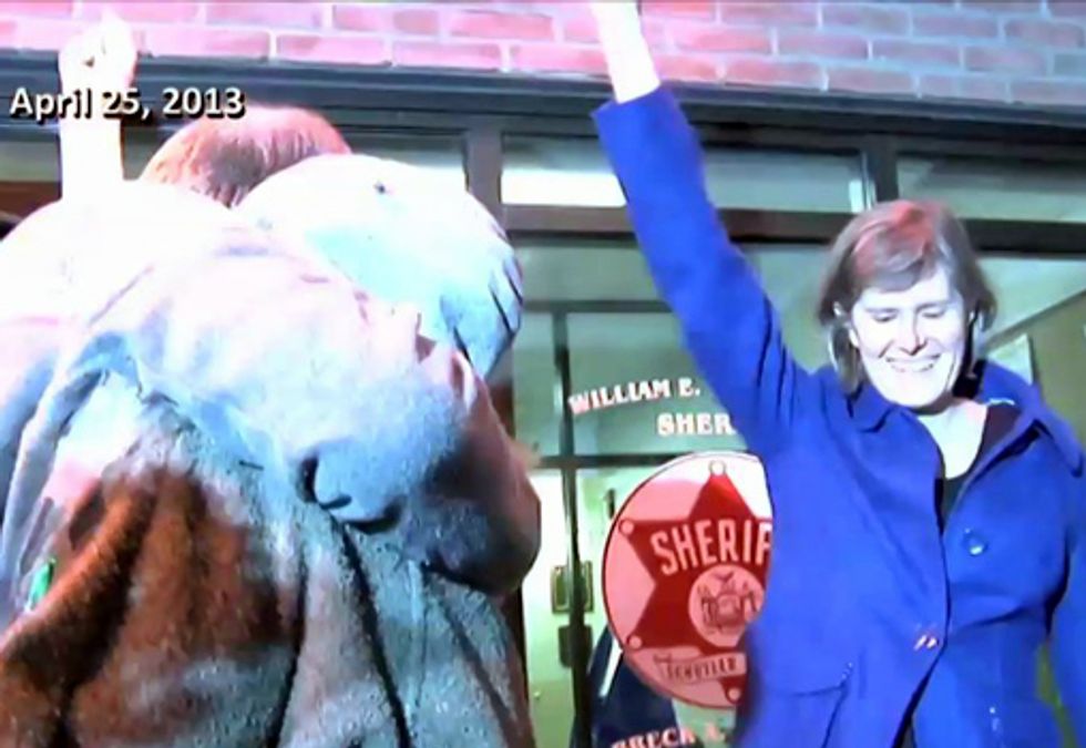 Video: Sandra Steingraber Shines a Spotlight on the Problems of Fracking