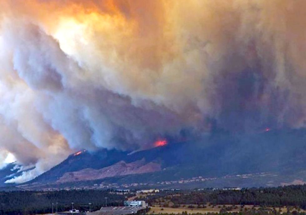 Epic Wildfire Rages in Colorado as Record Heat Continues