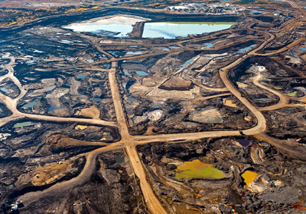 How Fracking Feeds Tar Sands Production