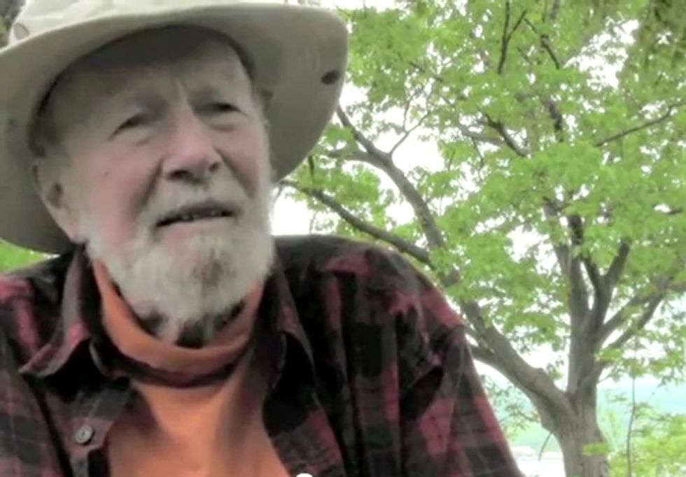 Pete Seeger Warns Gov. Cuomo on Fracking