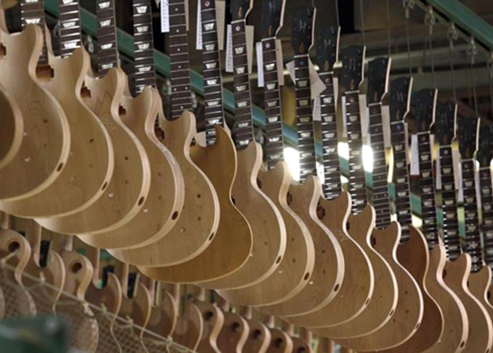 Gibson Guitar Agrees to Pay Damages in Illegal Logging Case