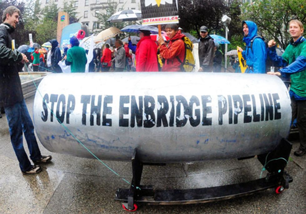 Revolutionary Movement Fighting Tar Sands Pipeline Seizes Control of the Debate