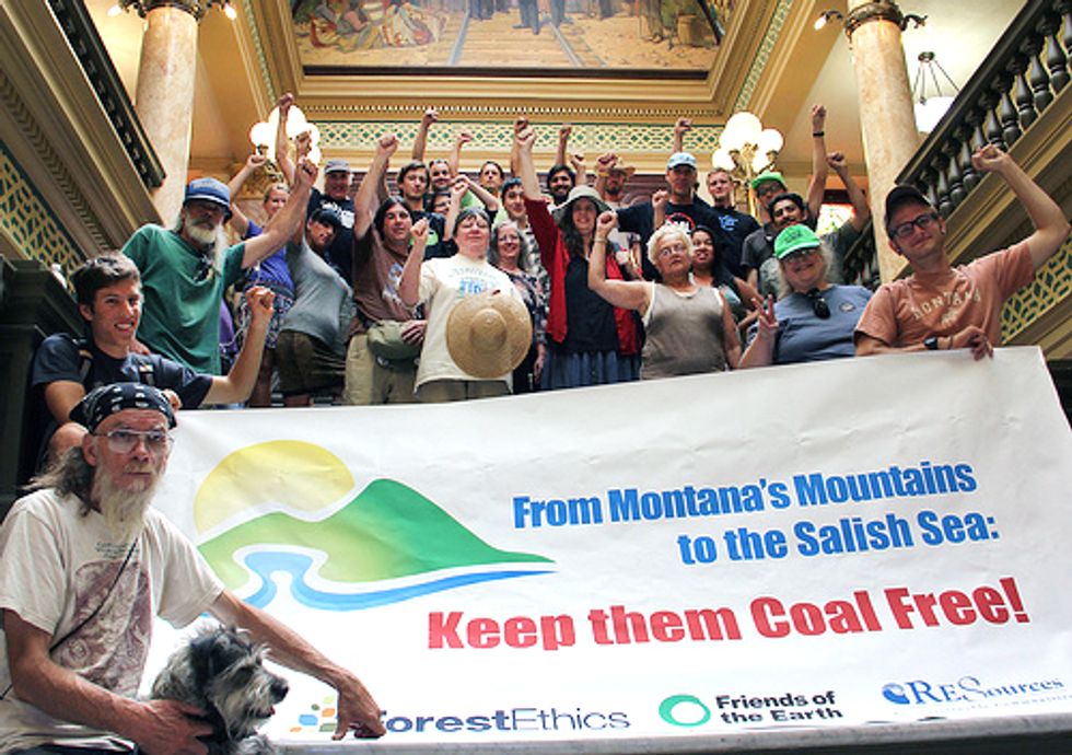 23 Arrested in Fight to Stop Coal Exports