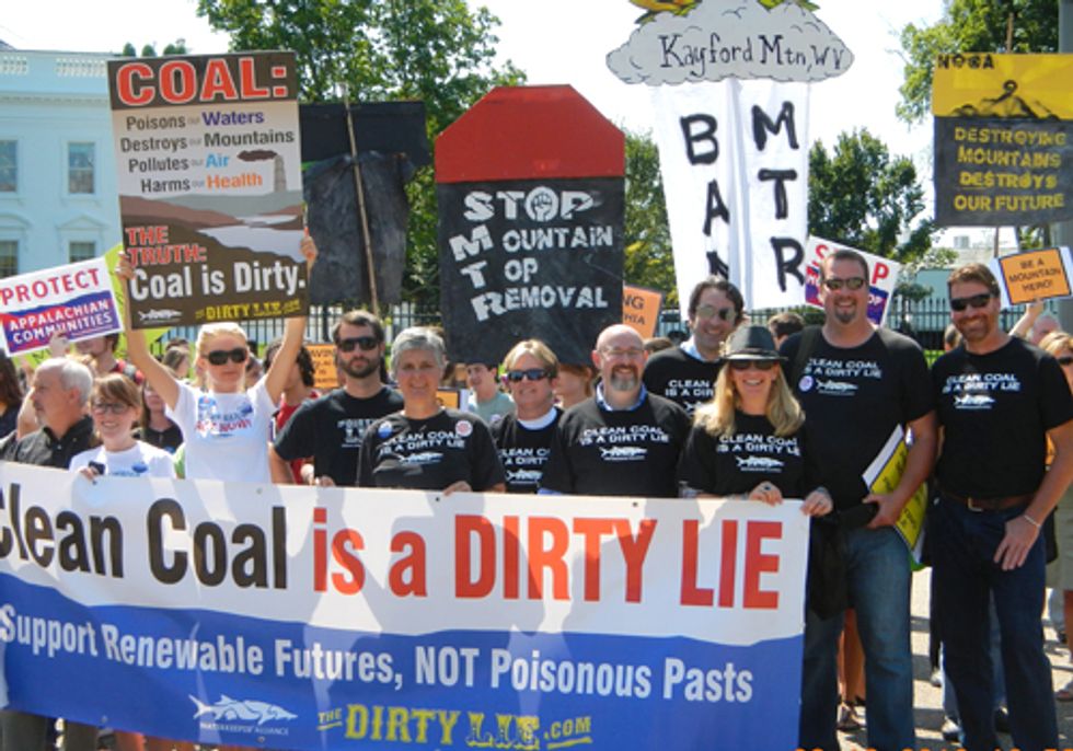 Hundreds Rally at White House to End Mountaintop Removal Mining and to Honor Larry Gibson