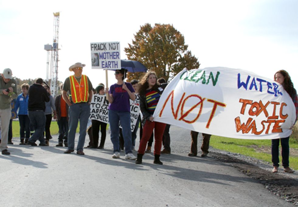 Protesters Blockade Fracking Well Site in Ohio