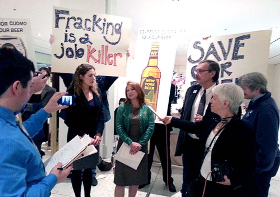 Wineries and Breweries Call on Gov. Cuomo to Ban Fracking