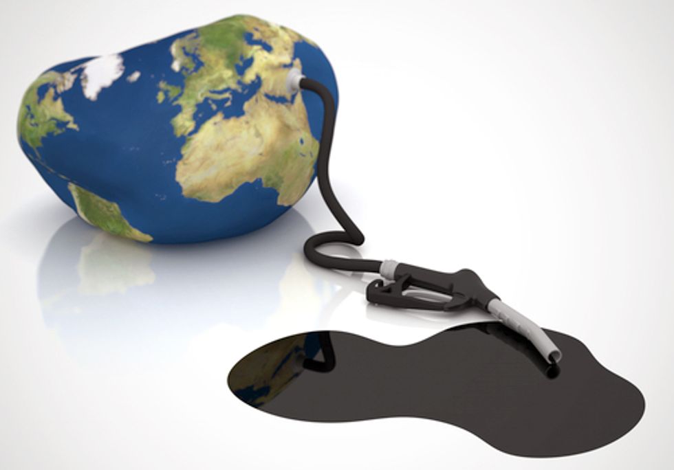 Why U.S. and Canada Refuse to Kick Their Fossil Fuel Addiction