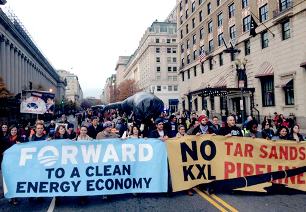 3,000 Marched Around White House Saying No Keystone XL Pipeline, Yes Climate Solutions