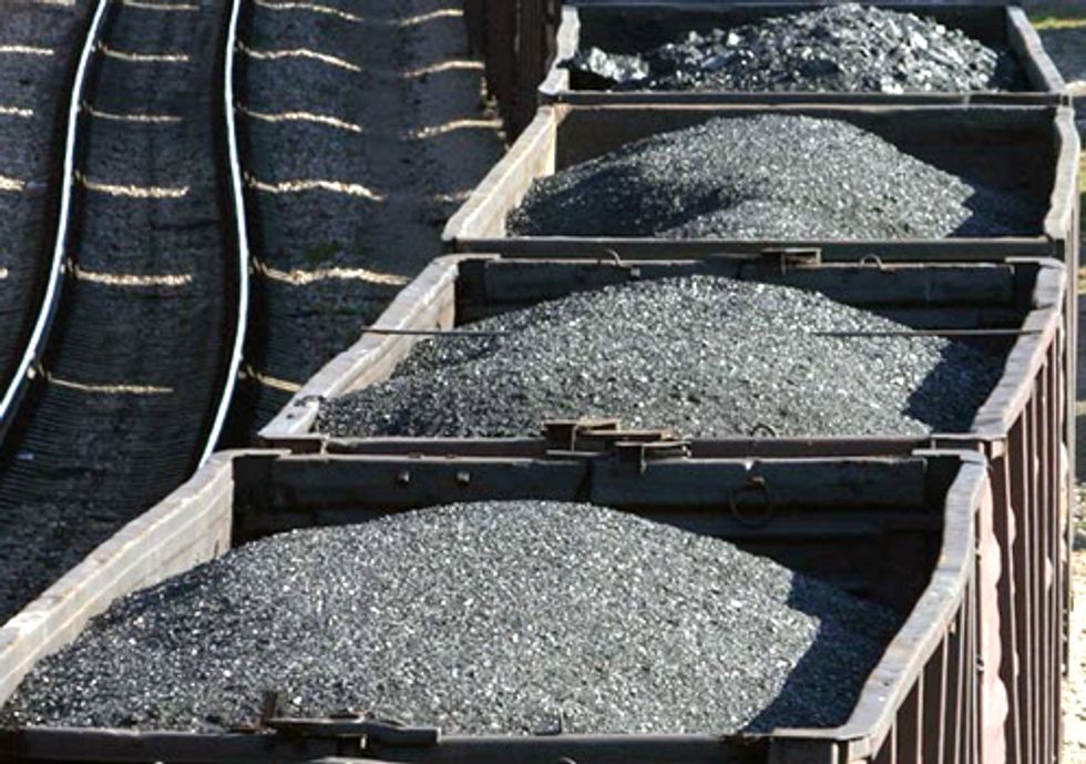Oil Remains King, But Coal and Natural Gas Use Continue to Grow