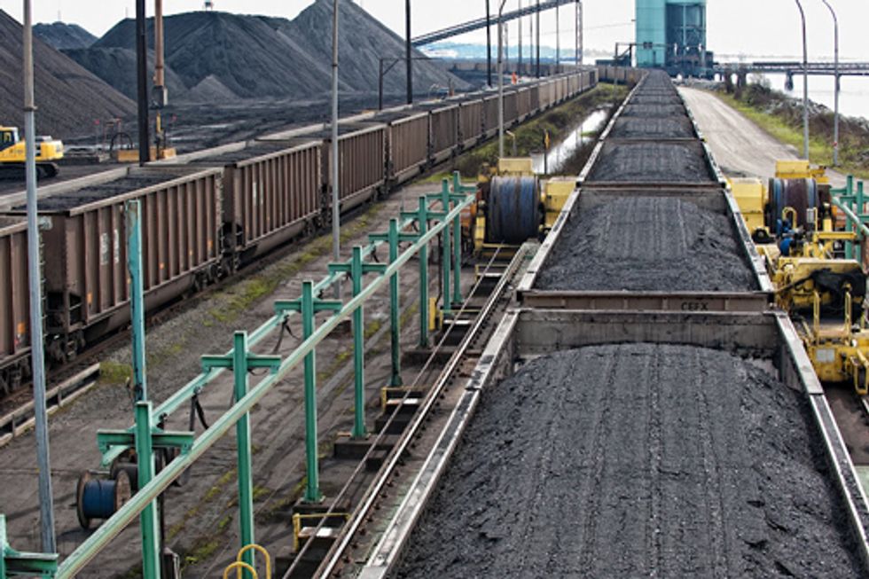 Bipartisan Senators Call for Investigation of Taxpayer Losses from Coal Exports