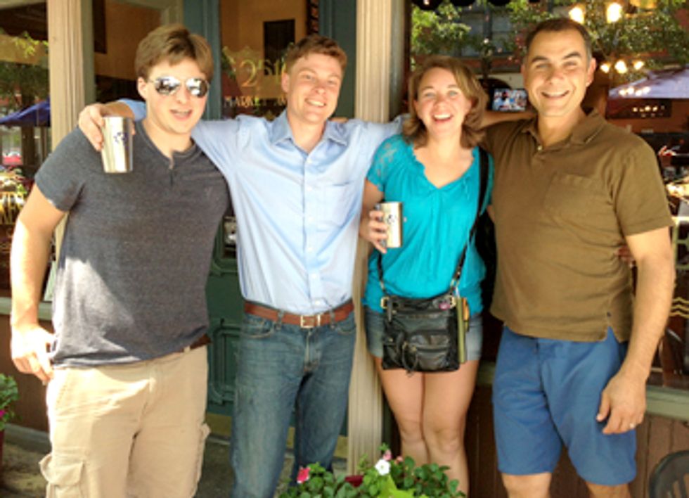 5 Gyres Institute Sets Sail to Study Plastic Pollution in Lake Michigan