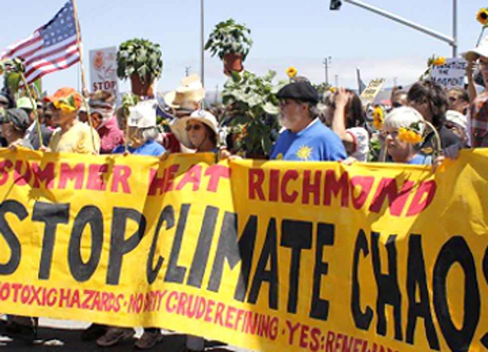 208 Arrested Protesting Climate Chaos and Big Oil at Chevron Refinery