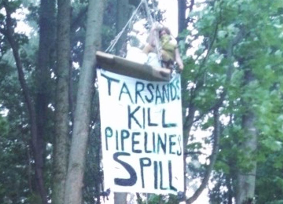 Daring Aerial Blockade Halts Tar Sands Pipeline Construction in Michigan