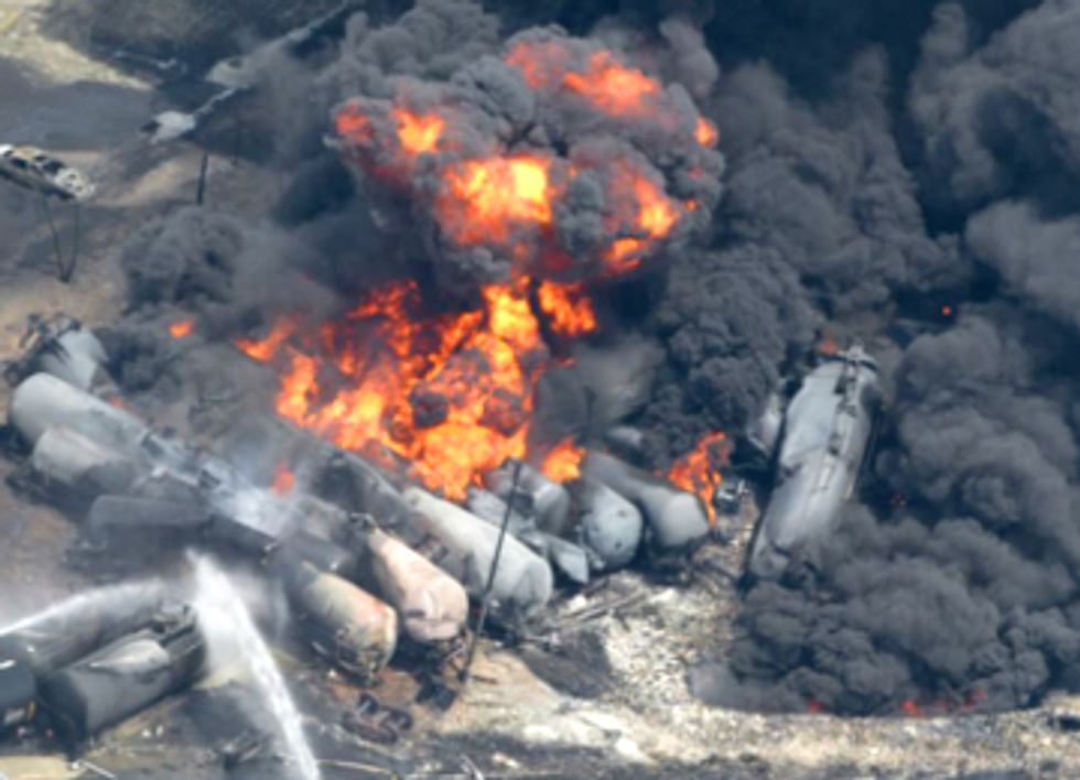 Recent Rail Explosions Prompt City Review of Proposed Crude Oil Transport