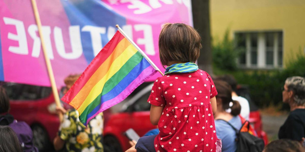 Il governo britannico in crisi per il caso Epstein dice sì al cambio di sesso dai 4 anni Il governo britannico in crisi per il caso Epstein dice sì al cambio di sesso dai 4 anni