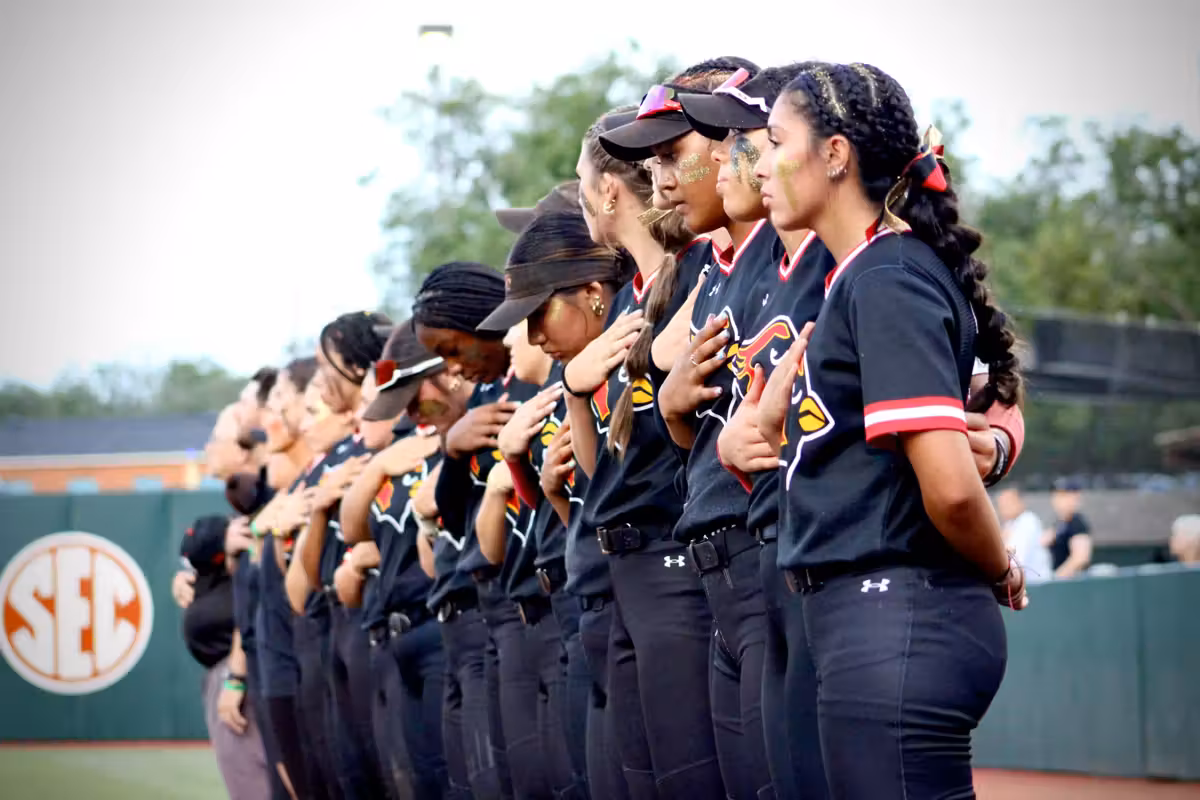HEAT INDEX: VYPE DFW 2026 Preseason Softball Rankings