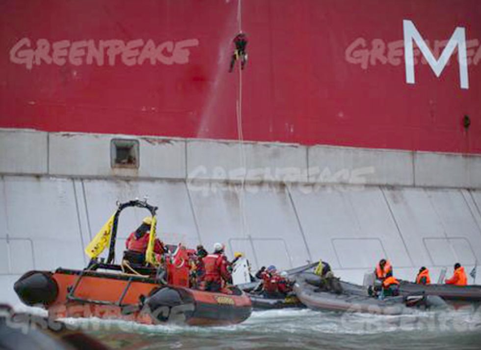 Two Arrested During Arctic Drilling Protest After Scaling Oil Platform