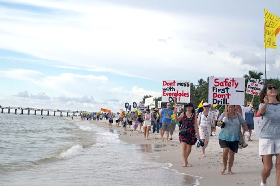 Resistance to Big Oil Heats Up in Florida