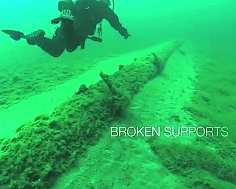 First-Ever Footage of Aging Tar Sands Pipelines Beneath Great Lakes