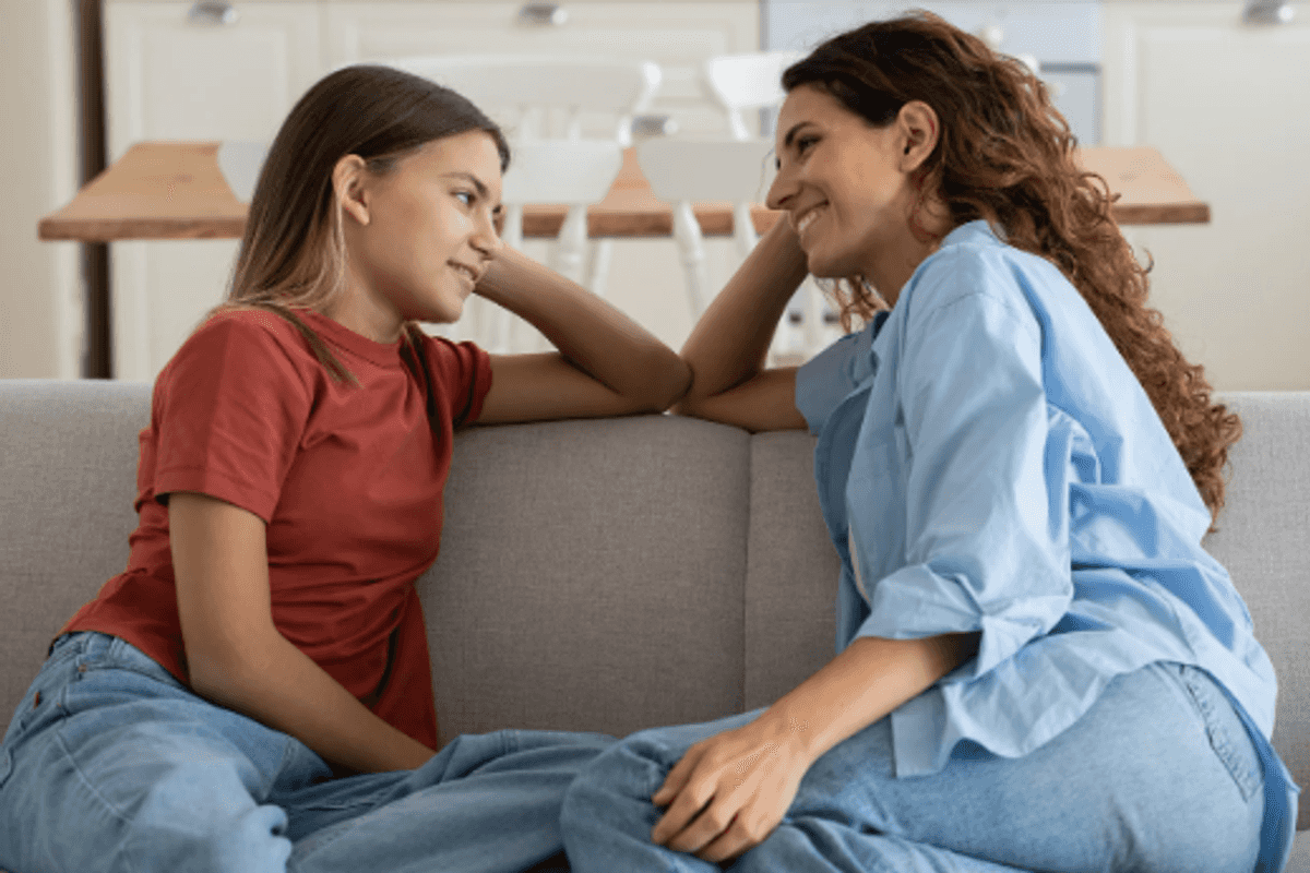 gentle parenting, mom and daughter, heart to heart, good parenting, happy family