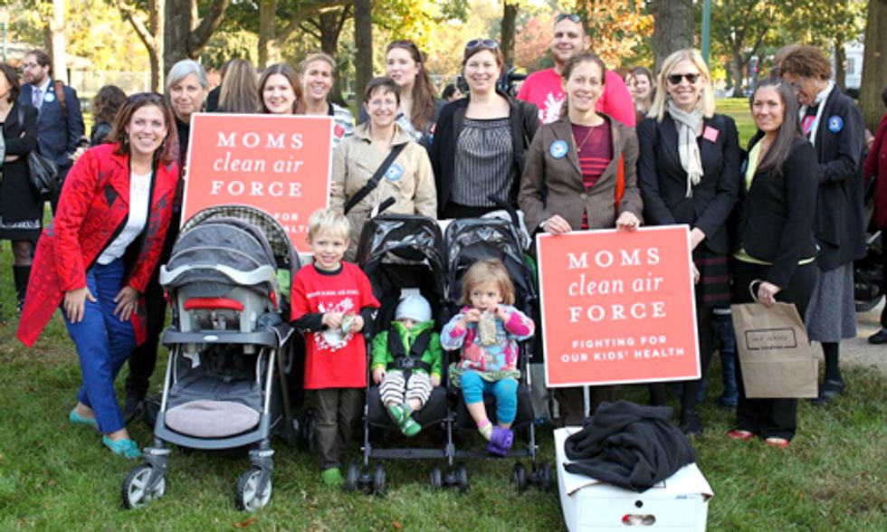 Hundreds Call on Congress to Protect Families from Toxic Chemicals at DC Stroller Brigade
