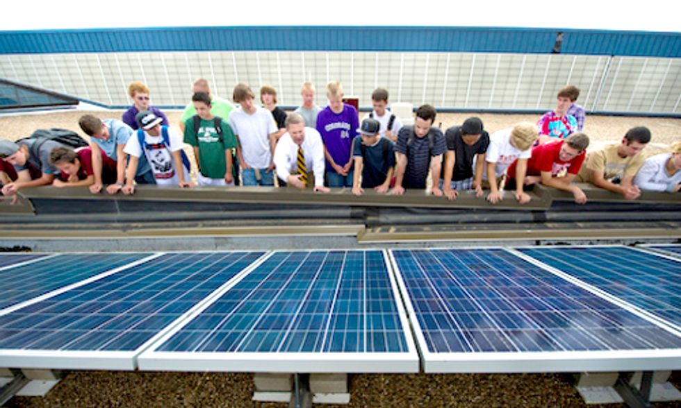 Crowdfunding Campaign Helps Schools Go Solar