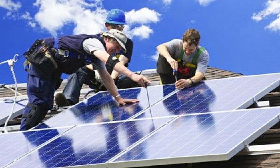 8 Businesses Granted $12 Million to Help 150 Million Americans Go Solar
