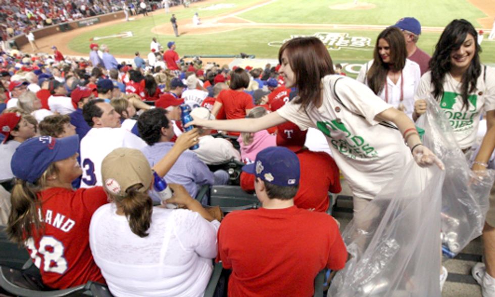 Major League Baseball Announces Green Glove Award Winner