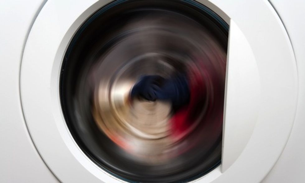 5 Ways to Use Less Energy When Washing Clothes