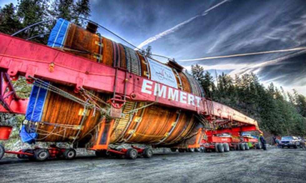16 Arrested Blocking Tar Sands Megaload in Oregon