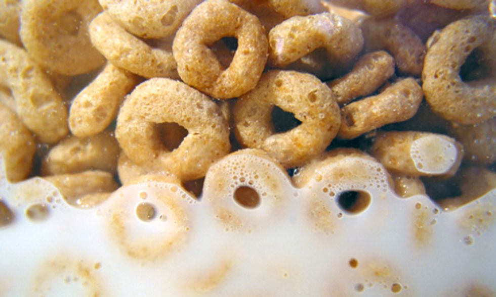 General Mills Pulls GMOs From Original Cheerios