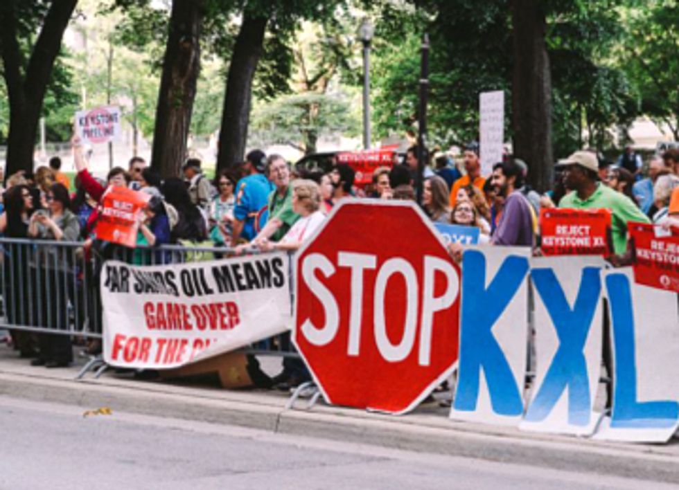 200+ Greet Obama at Chicago Fundraiser: Keep Climate Promise, No Keystone XL